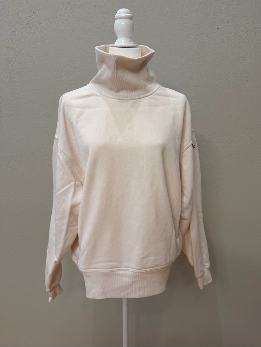 Alo Yoga Hazy Mock Neck Pullover Ivory XS Oversized Fleece Sweatshirt NWOT